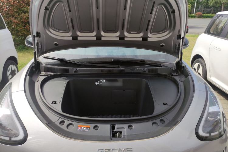 Used Geely Galaxy Geome 2026 Model 310km Dream Edition Engine Bay