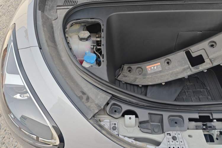 Used Geely Galaxy Geome 2026 Model 310km Youth Edition Engine Bay Right