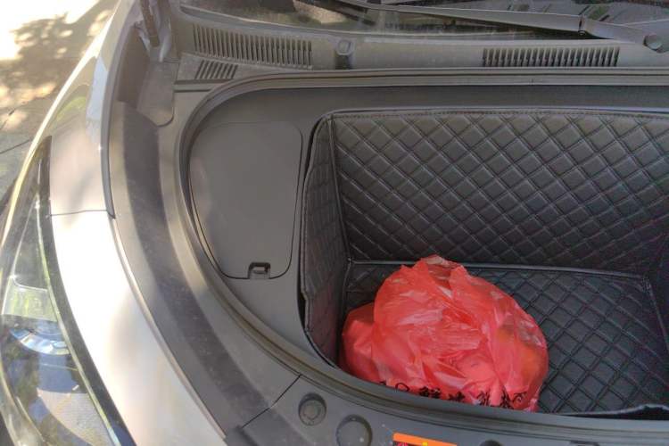 Used Geely Galaxy Geome 2026 Model 410km Carefree Edition Engine Bay Right