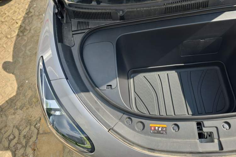 Used Geely Galaxy Geome 2026 Model 310km Youth Edition Engine Bay Right
