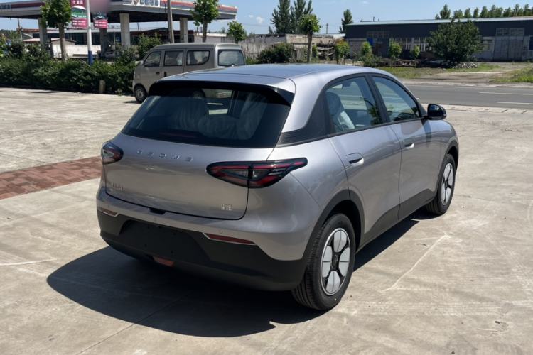 Used Geely Galaxy Geome 2026 Model 310km Youth Edition Exterior 4