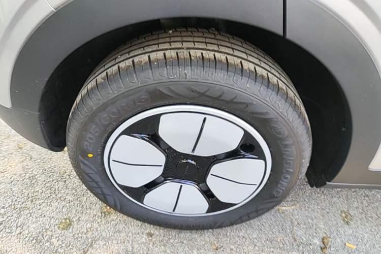 Used Geely Galaxy Geome 2026 Model 310km Youth Edition Exterior 5