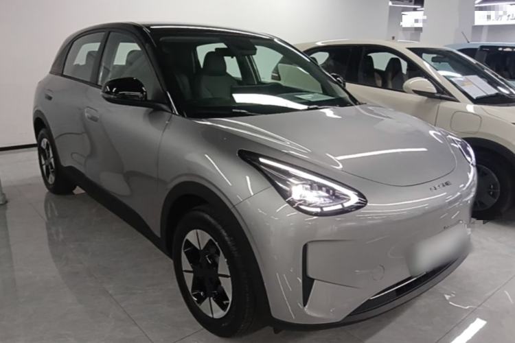 Used Geely Galaxy Geome 2026 Model 410km Freedom Edition Front Right 45 Deg