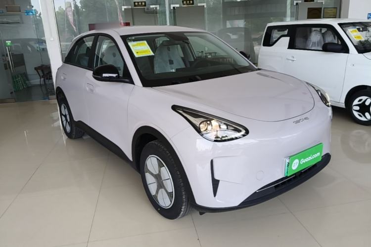 Used Geely Galaxy Geome 2026 Model 310km Youth Edition Front Right 45 Deg