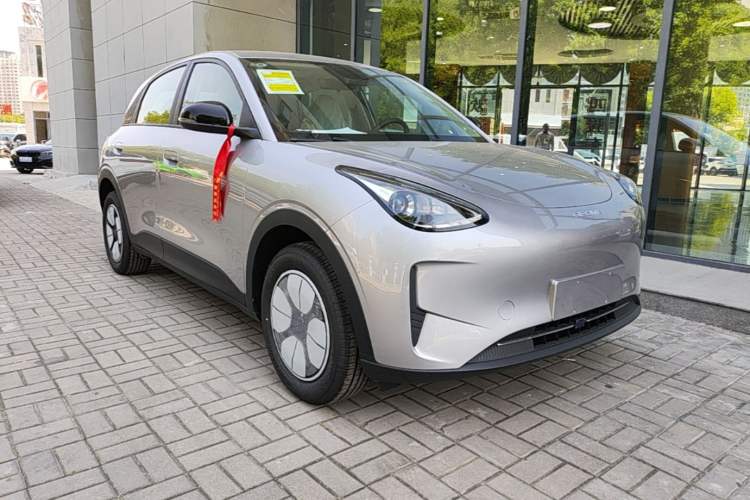 Used Geely Galaxy Geome 2026 Model 310km Youth Edition Front Right 45 Deg