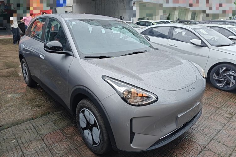 Used Geely Galaxy Geome 2026 Model 310km Youth Edition Front Right 45 Deg