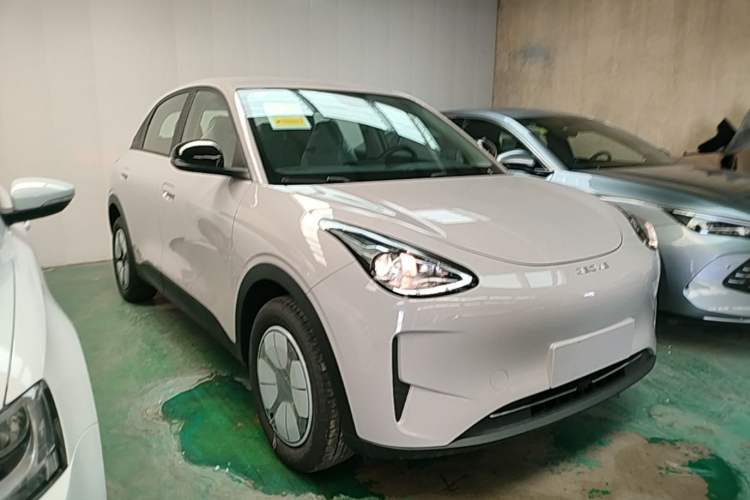 Used Geely Galaxy Geome 2026 Model 310km Youth Edition Front Right 45 Deg