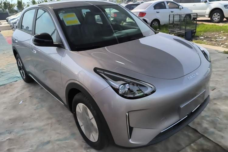 Used Geely Galaxy Geome 2026 Model 310km Dream Edition Front Right 45 Deg