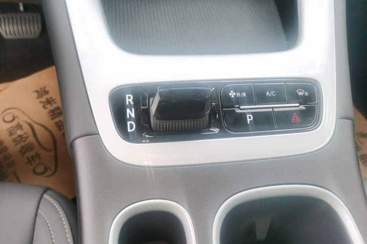 Used Geely Galaxy Geome 2026 Model 310km Dream Edition Gear Lever