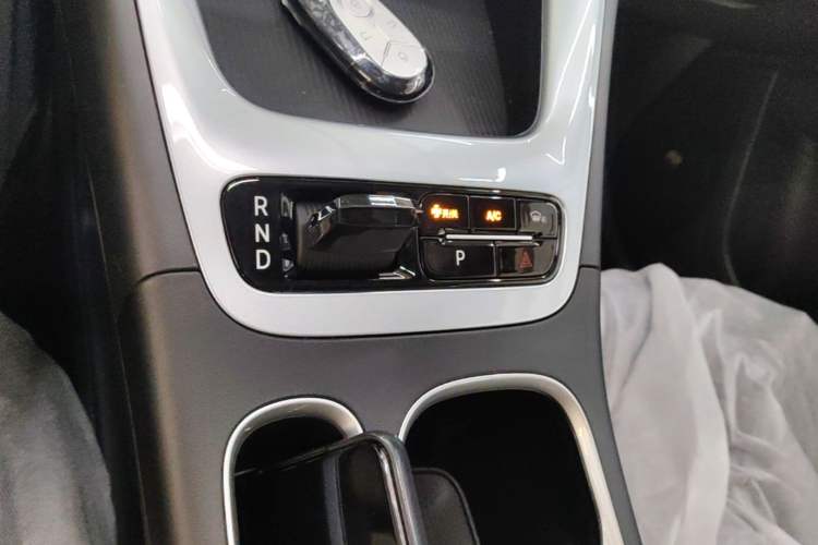 Used Geely Galaxy Geome 2026 310km Aspiration Edition Gear Lever