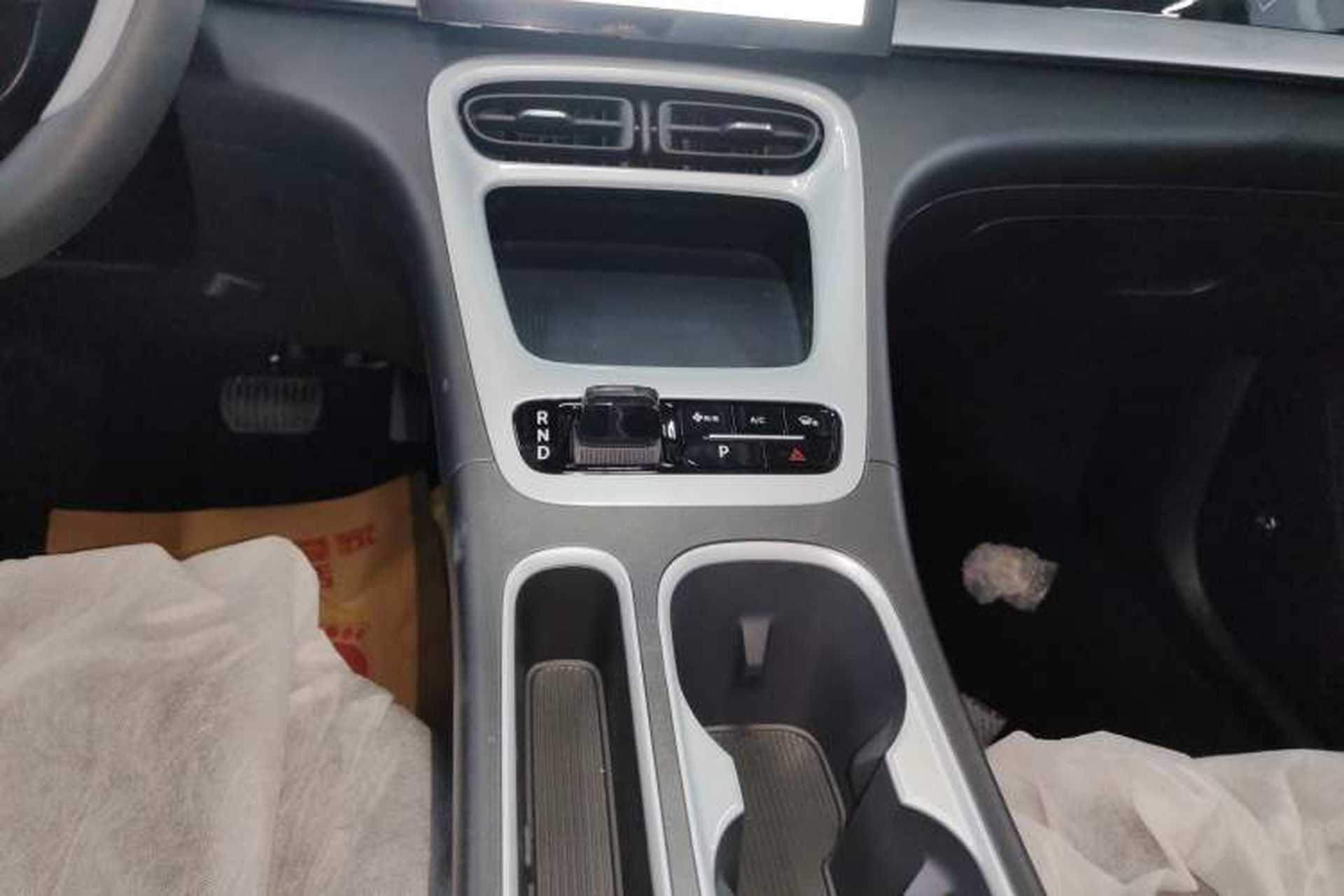 Used Geely Galaxy Geome 2026 Model 310km Youth Edition Gear Lever