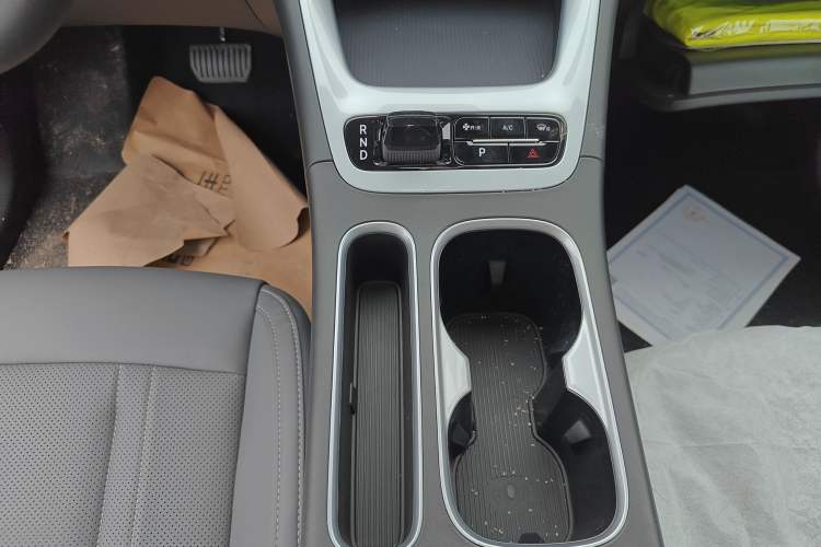 Used Geely Galaxy Geome 2026 Model 310km Youth Edition Gear Lever