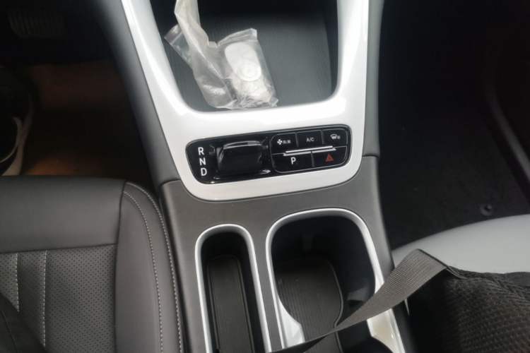 Used Geely Galaxy Geome 2026 Model 310km Dream Edition Gear Lever