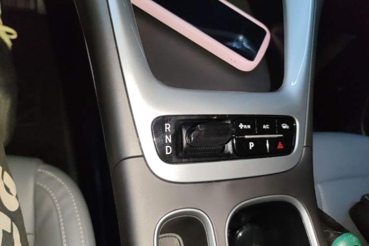 Used Geely Galaxy Geome 2026 Model 310km Youth Edition Gear Lever