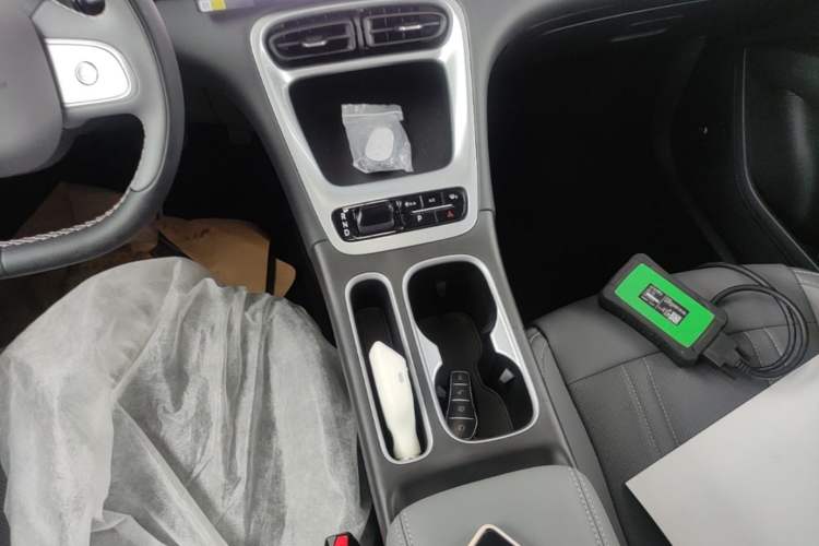 Used Geely Galaxy Geome 2026 Model 310km Dream Edition Gear Lever