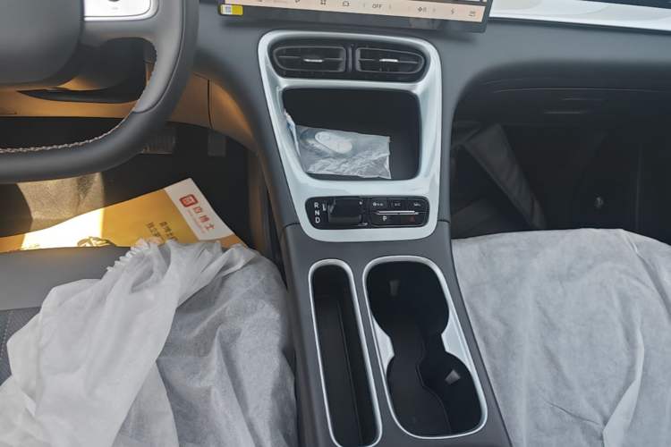 Used Geely Galaxy Geome 2026 Model 310km Dream Edition Gear Lever
