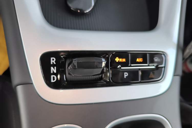 Used Geely Galaxy Geome 2026 Model 310km Dream Edition Gear Lever