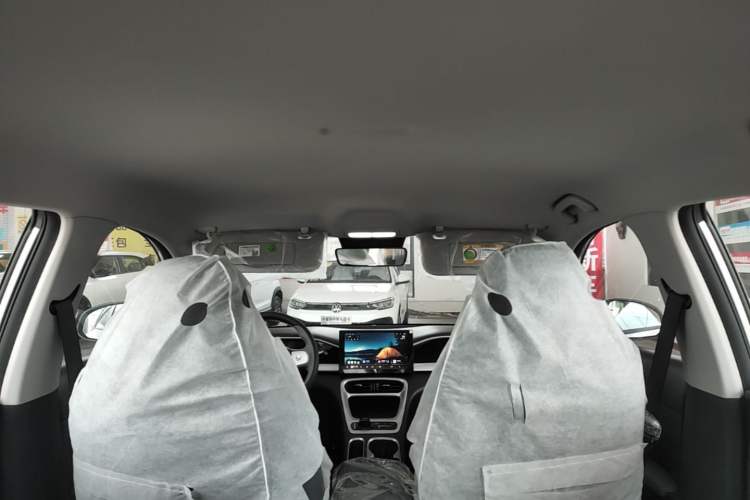 Used Geely Galaxy Geome 2026 Model 310km Youth Edition Headliner