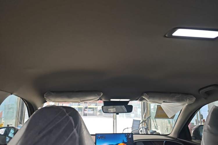 Used Geely Galaxy Geome 2026 Model 310km Dream Edition Headliner