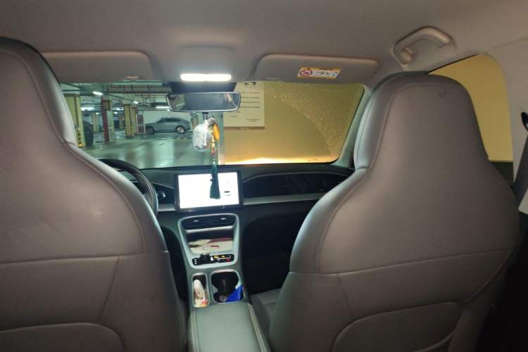 Used Geely Galaxy Geome 2026 Model 310km Youth Edition Headliner