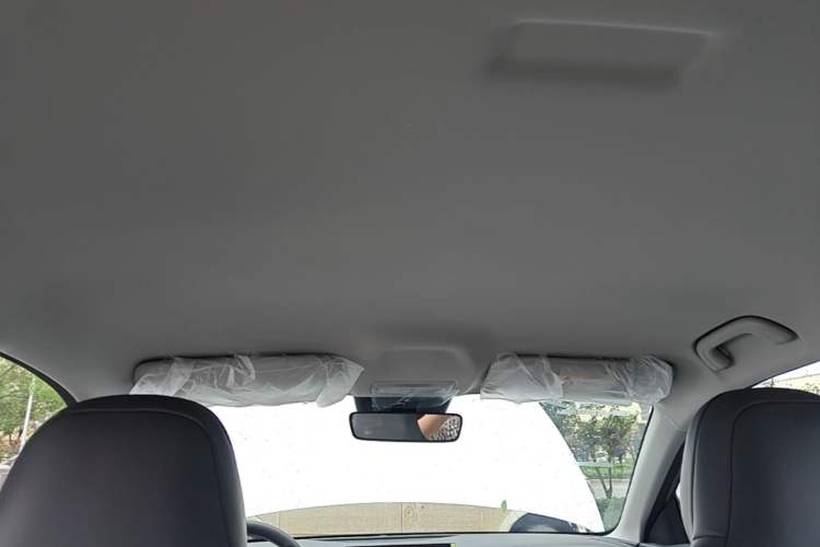 Used Geely Galaxy Geome 2026 Model 310km Youth Edition Headliner