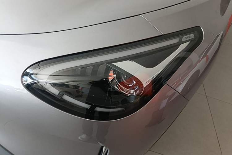 Used Geely Galaxy Geome 2026 Model 310km Dream Edition Left Front Headlight