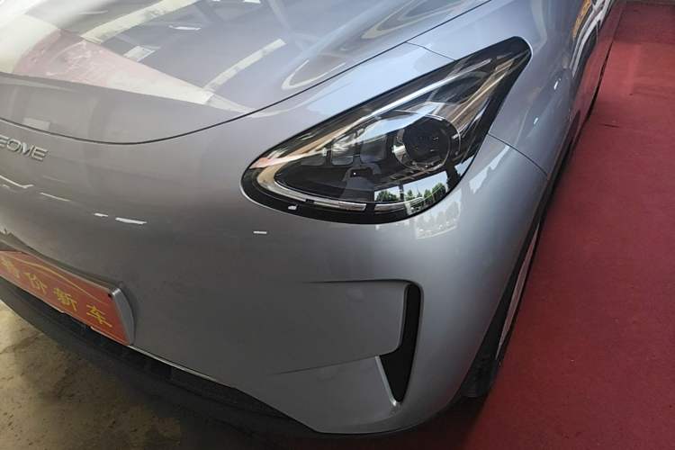 Used Geely Galaxy Geome 2026 Model 310km Youth Edition Left Front Headlight