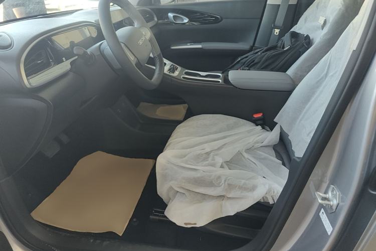 Used Geely Galaxy Geome 2026 Model 310km Youth Edition Left Front Seat