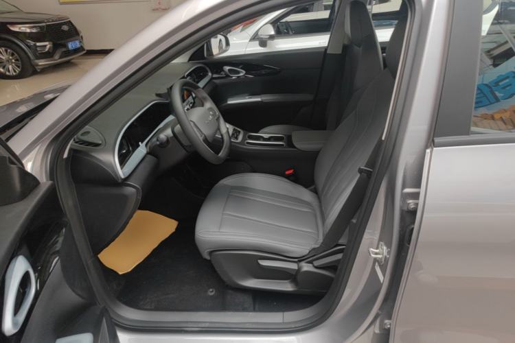 Used Geely Galaxy Geome 2026 Model 310km Youth Edition Left Front Seat