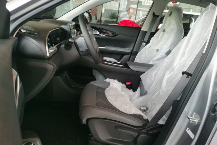 Used Geely Galaxy Geome 2026 Model 310km Youth Edition Left Front Seat