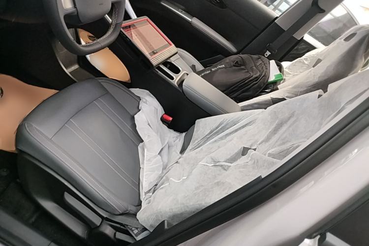 Used Geely Galaxy Geome 2026 Model 310km Youth Edition Left Front Seat