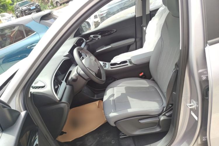 Used Geely Galaxy Geome 2026 Model 310km Youth Edition Left Front Seat
