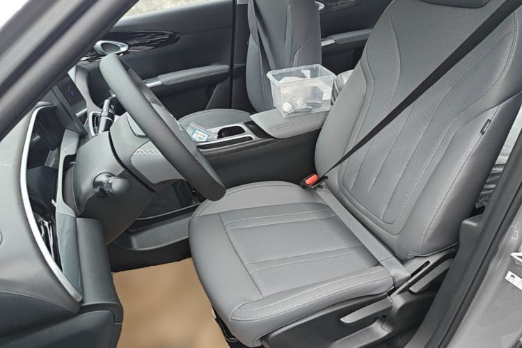 Used Geely Galaxy Geome 2026 Model 310km Youth Edition Left Front Seat