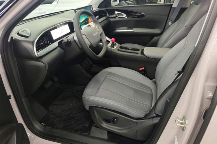 Used Geely Galaxy Geome 2026 Model 410km Exploration Edition Left Front Seat