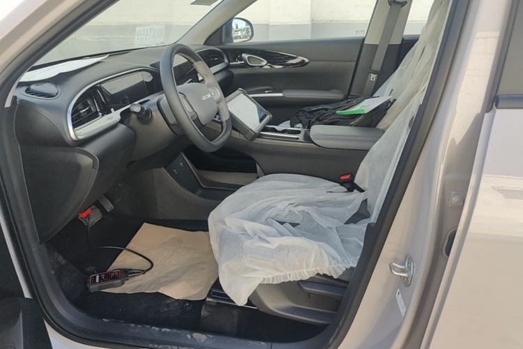 Used Geely Galaxy Geome 2026 Model 310km Youth Edition Left Front Seat