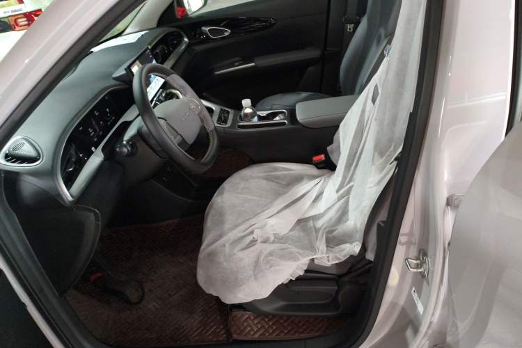 Used Geely Galaxy Geome 2026 Model 310km Youth Edition Left Front Seat