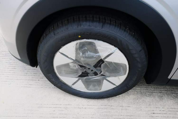 Used Geely Galaxy Geome 2026 Model 310km Dream Edition Left Front Wheel Hub