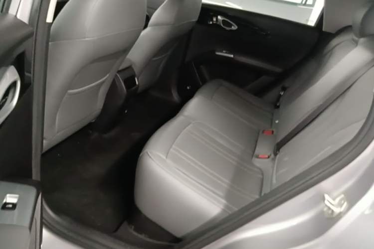 Used Geely Galaxy Geome 2026 Model 410km Freedom Edition Left Rear Seat