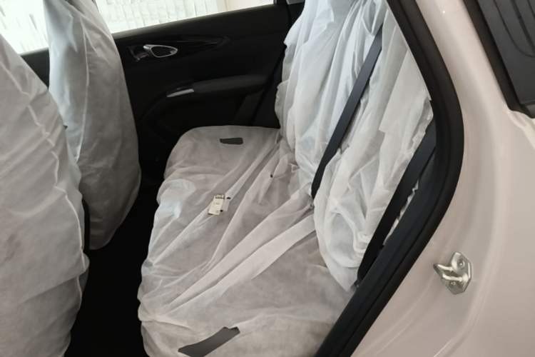 Used Geely Galaxy Geome 2026 Model 310km Youth Edition Left Rear Seat