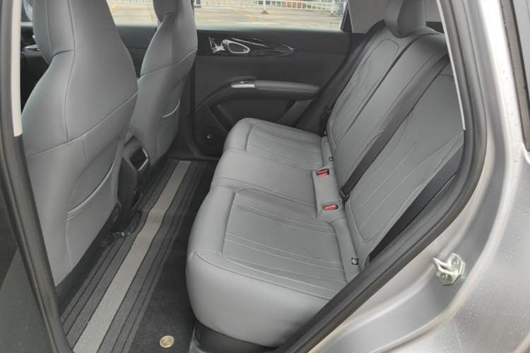 Used Geely Galaxy Geome 2026 Model 310km Youth Edition Left Rear Seat