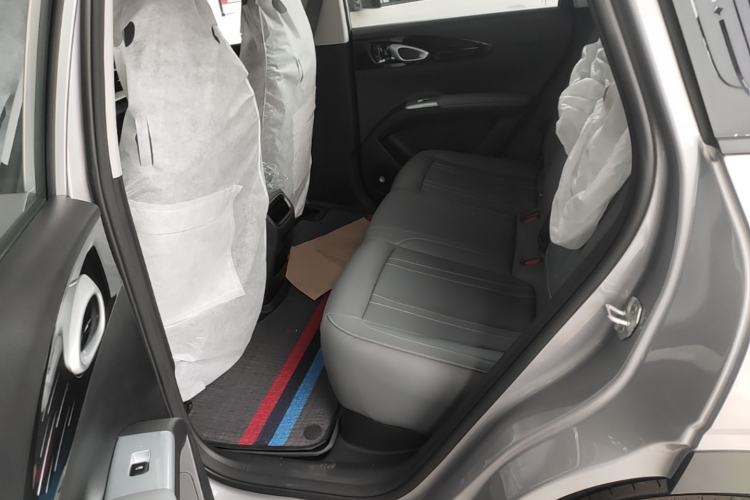 Used Geely Galaxy Geome 2026 Model 310km Youth Edition Left Rear Seat