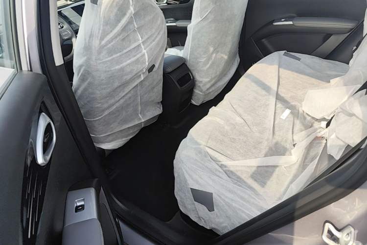 Used Geely Galaxy Geome 2026 Model 310km Youth Edition Left Rear Seat