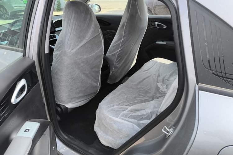 Used Geely Galaxy Geome 2026 Model 310km Youth Edition Left Rear Seat