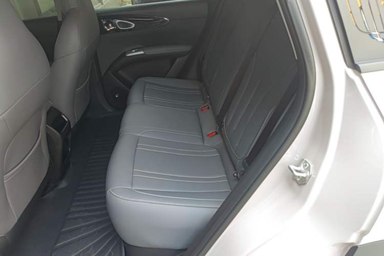 Used Geely Galaxy Geome 2026 Model 410km Freedom Edition Left Rear Seat