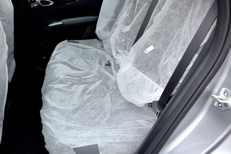 Used Geely Galaxy Geome 2026 310km Wind-Riding Edition Left Rear Seat