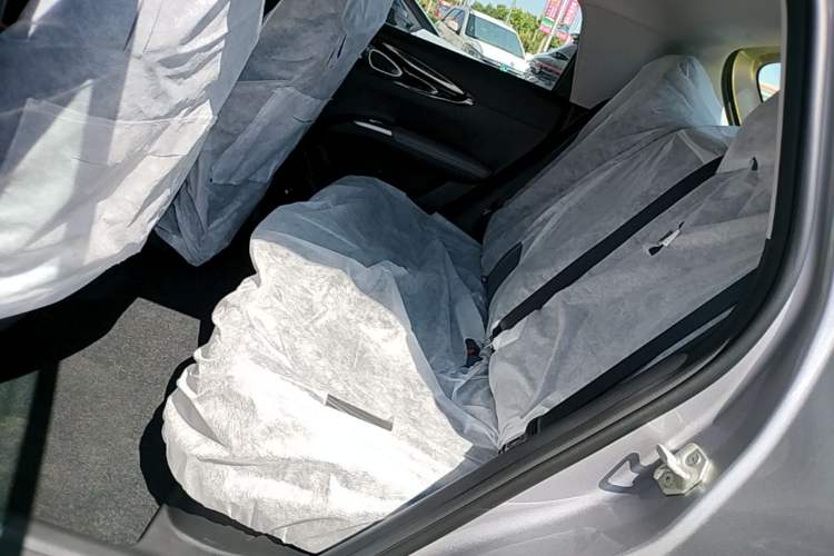 Used Geely Galaxy Geome 2026 Model 310km Youth Edition Left Rear Seat