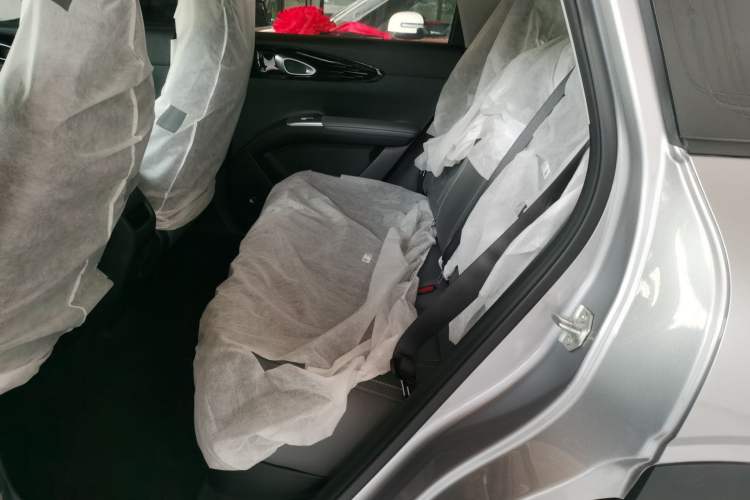 Used Geely Galaxy Geome 2026 Model 310km Youth Edition Left Rear Seat