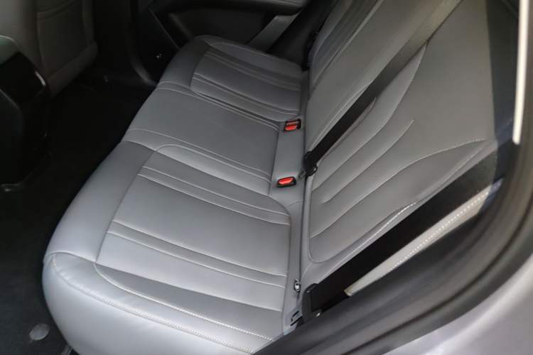 Used Geely Galaxy Geome 2026 Model 310km Youth Edition Left Rear Seat