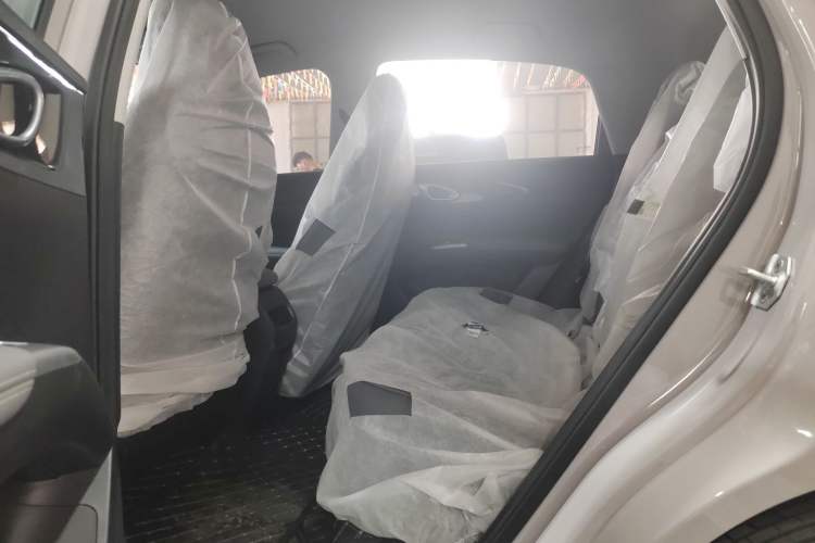 Used Geely Galaxy Geome 2026 Model 310km Youth Edition Left Rear Seat