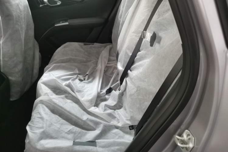 Used Geely Galaxy Geome 2026 Model 310km Youth Edition Left Rear Seat